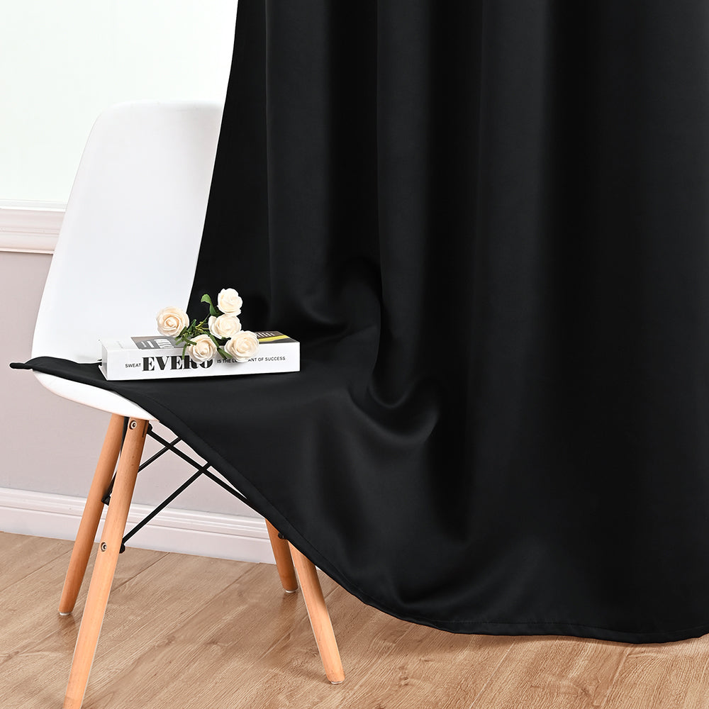 Modern Solid Color Simple Polyester Blackout Curtain