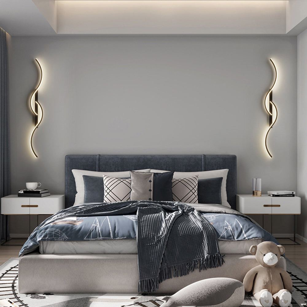 Louise Modern Linear Wave Bedroom Wall Lamp, Black/Gold,