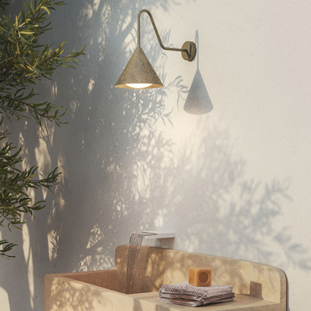 Carins Modern Minimalist Cone Metal Outdoor Waterproof Wall Lamp，Black/Gold