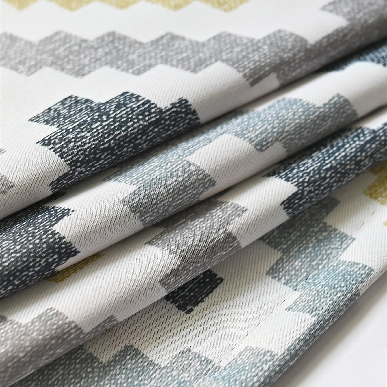 Modern Geometric Simple Pinstripe Pattern Thermal Blackout Curtain