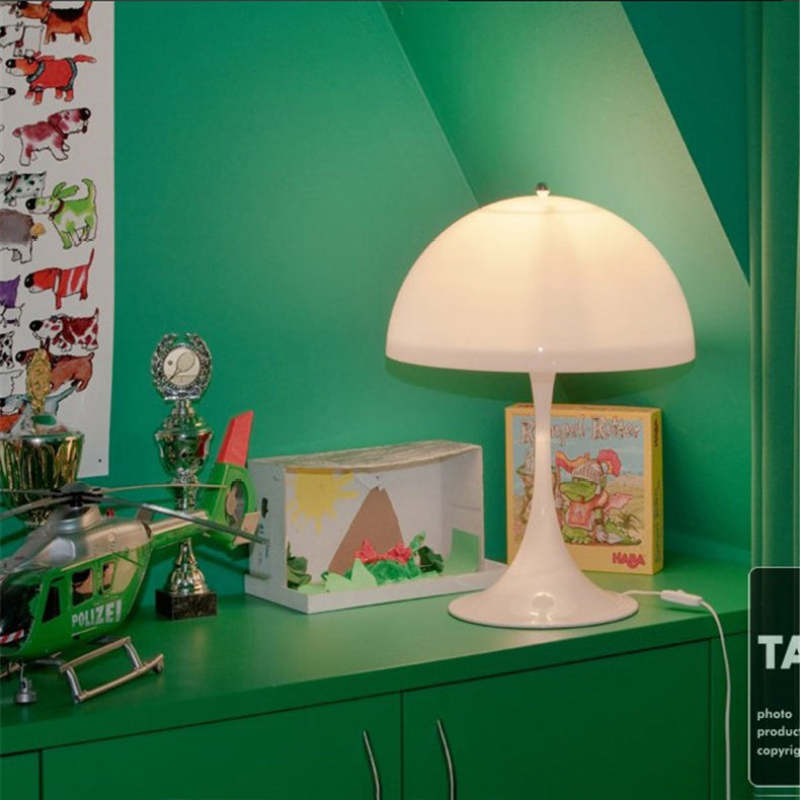 Salgado Minimalist Mushroom Metal Table Lamp, White