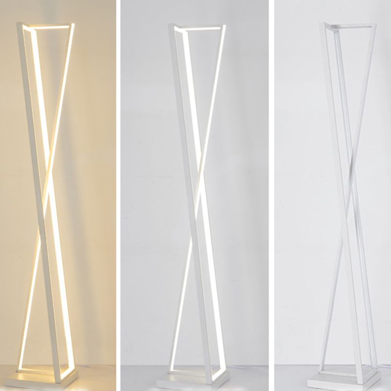Edge Linear Triangle Floor Lamp, Metal, Black/White