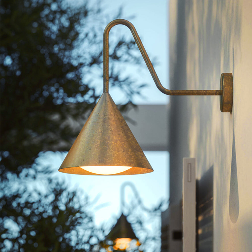 Carins Modern Minimalist Cone Metal Outdoor Waterproof Wall Lamp，Black/Gold