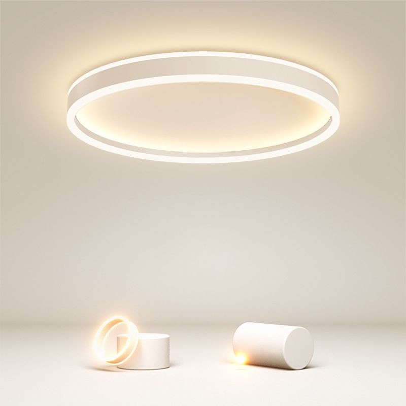 Quinn Modern Round Led Metal Flush Mount Ceiling Light, White/Black