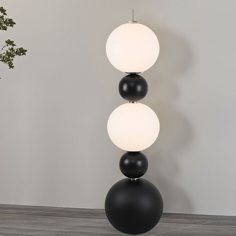Valentina Modern Ball-shaped Resin Glass Floor Lamp,Black /White