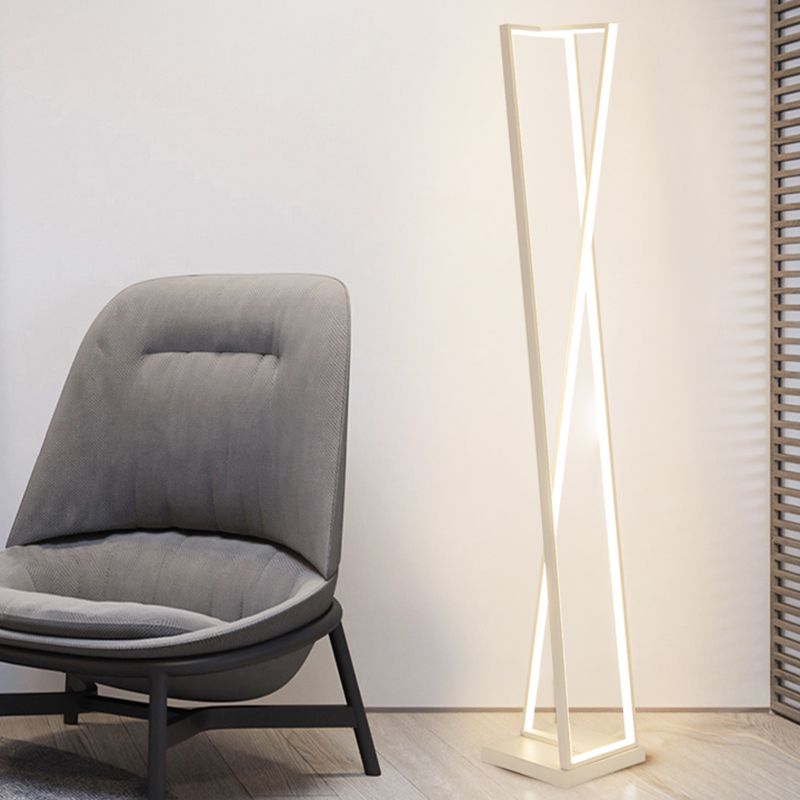 Edge Linear Triangle Floor Lamp, Metal, Black/White