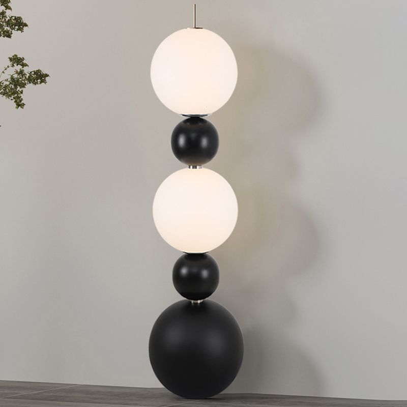 Valentina Modern Ball-shaped Resin Glass Floor Lamp,Black /White