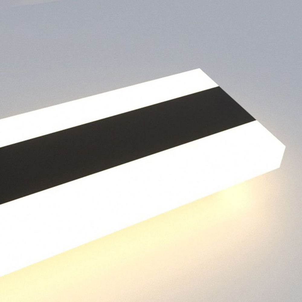 Edge Minimalist Linear Metal/Acrylic Wall Lamp, Bathroom