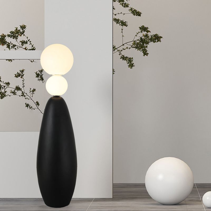 Valentina Modern Ball-shaped Resin Glass Floor Lamp,Black /White